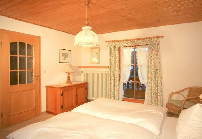Gaestehaus Gschwendtner - Chiemgau Karte 아파트 *